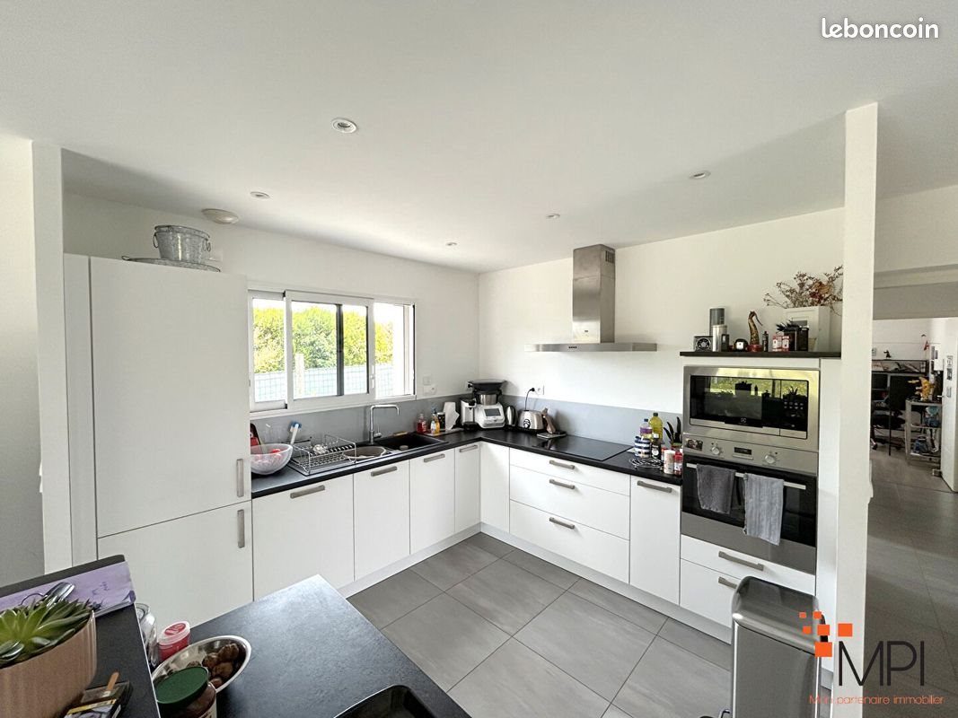 Maison à louer, 104m², Cintré