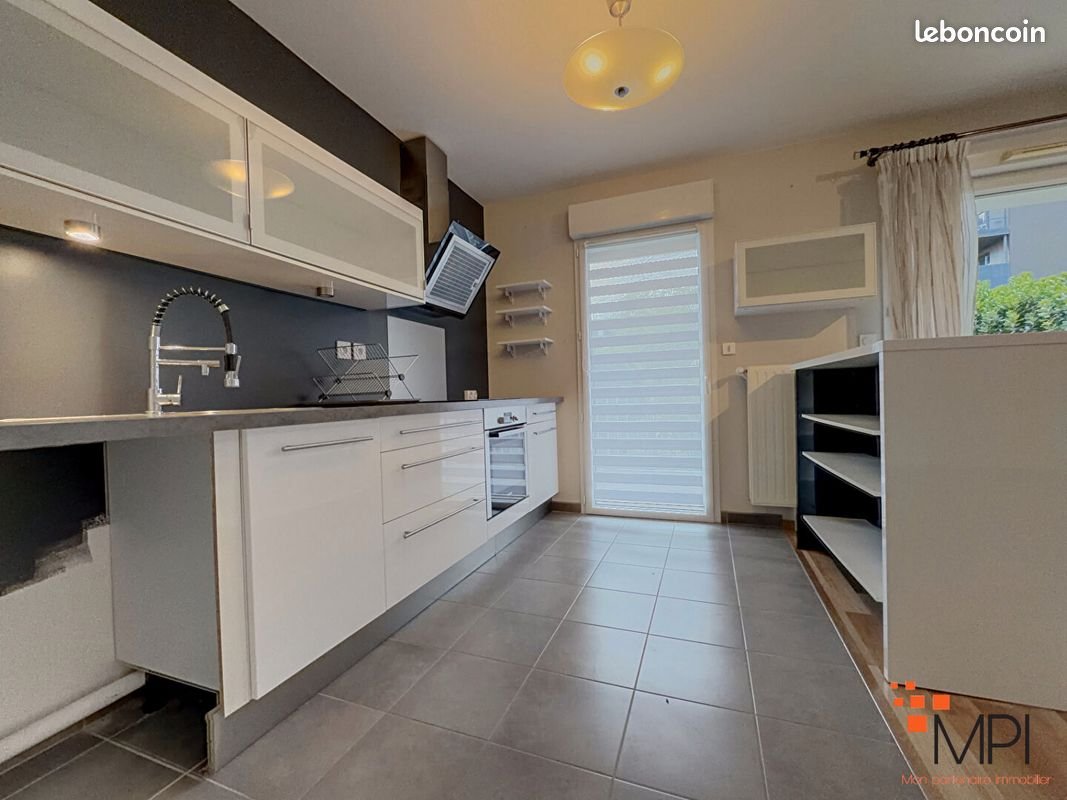 Appartement à vendre, 66m², Vezin-le-Coquet