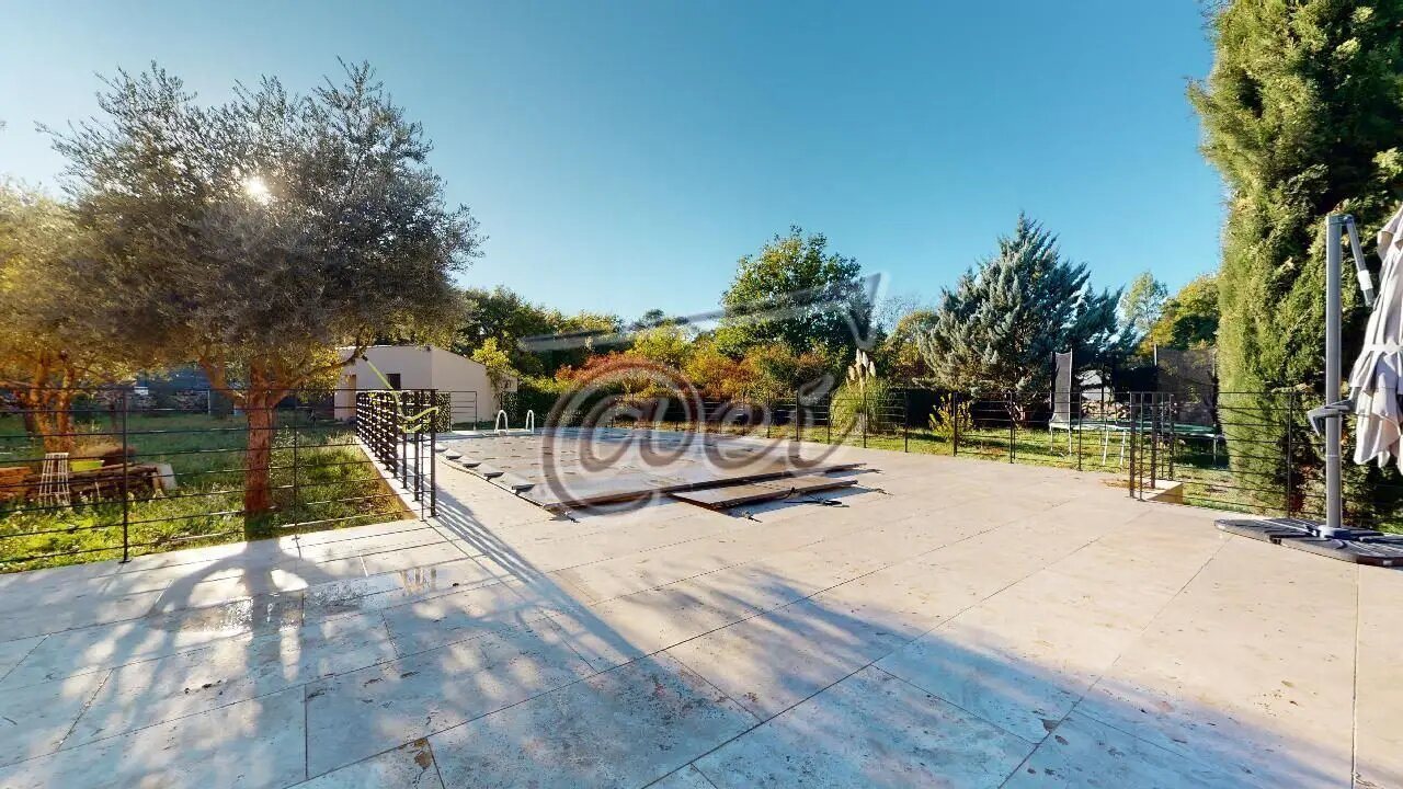 Maison à vendre, 170m², Saint-Maximin-la-Sainte-Baume