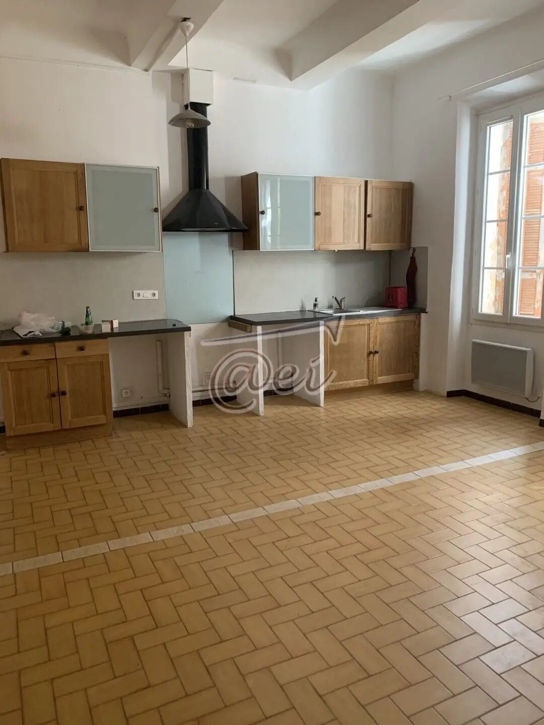 Appartement à vendre, 42m², Saint-Maximin-la-Sainte-Baume