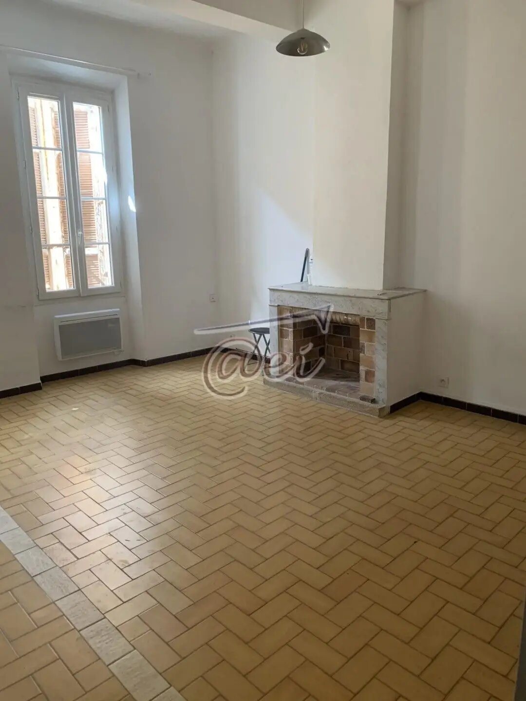 Appartement à vendre, 42m², Saint-Maximin-la-Sainte-Baume