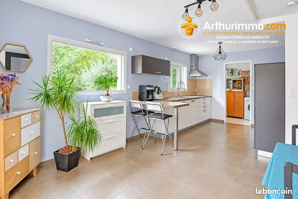 Maison à vendre, 134m², Châteaubourg