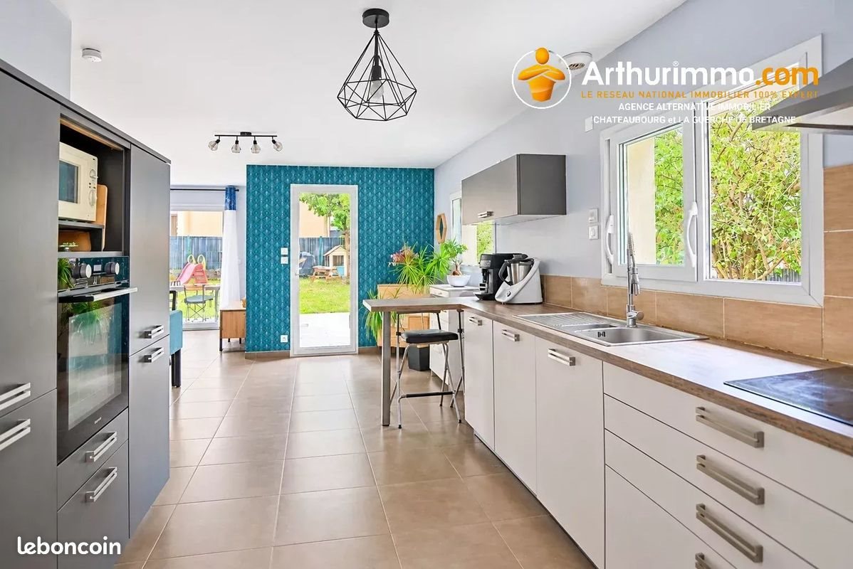 Maison à vendre, 134m², Châteaubourg