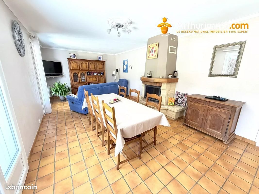 Maison à vendre, 121m², Cornillé