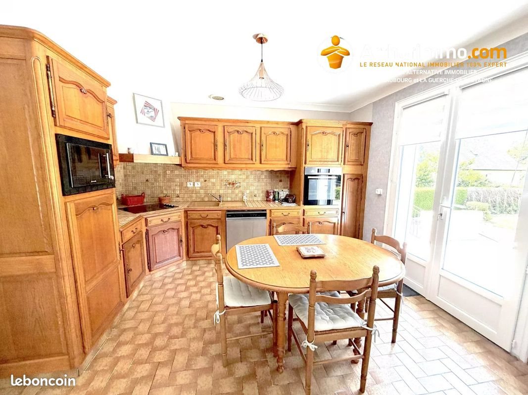 Maison à vendre, 121m², Cornillé