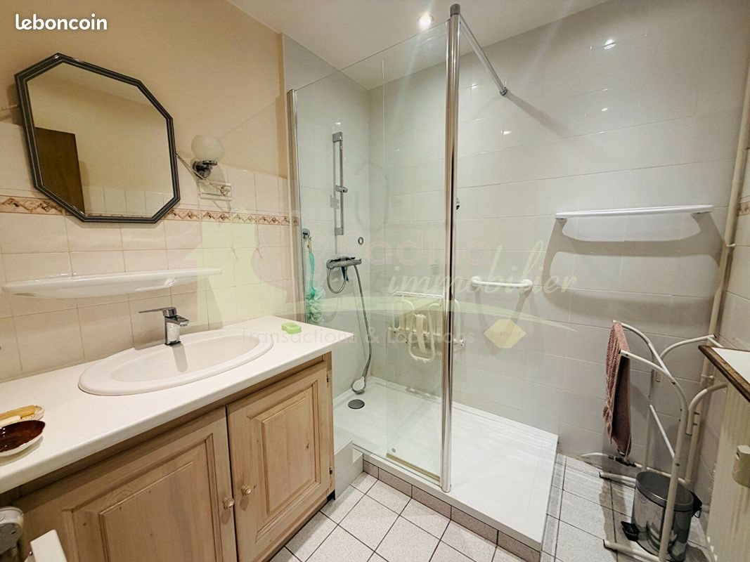 Appartement à vendre, 80m², Cluses