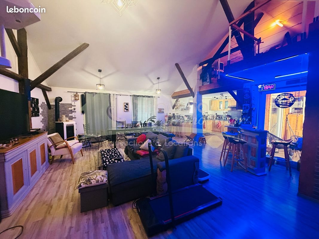 Maison à vendre, 174m², Marnaz