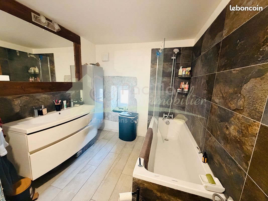 Maison à vendre, 174m², Marnaz