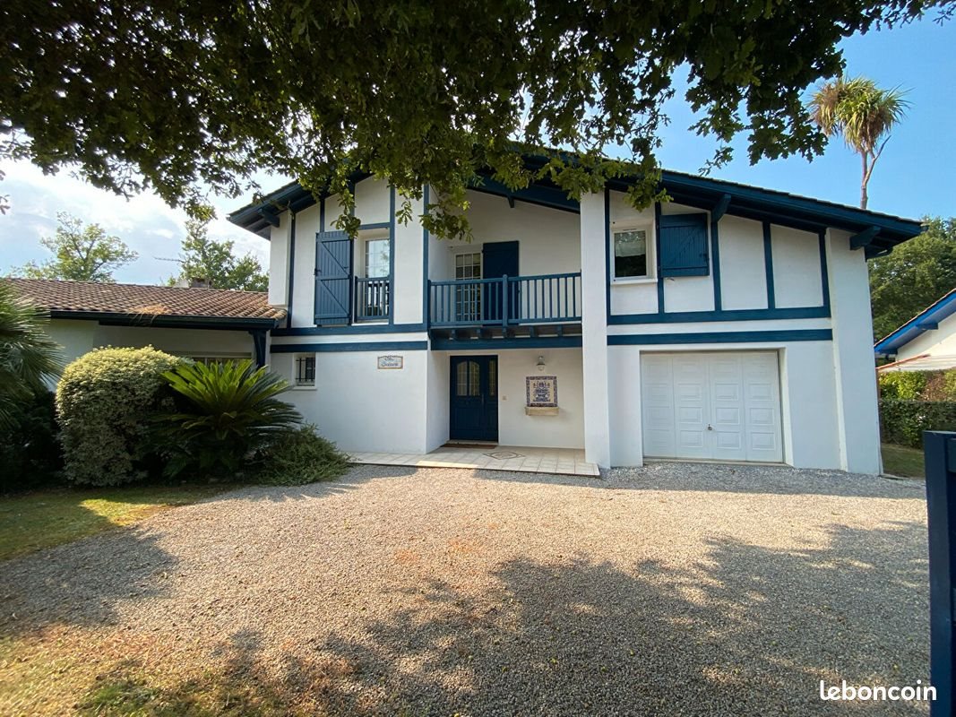 Maison à vendre, 147m², Bassussarry