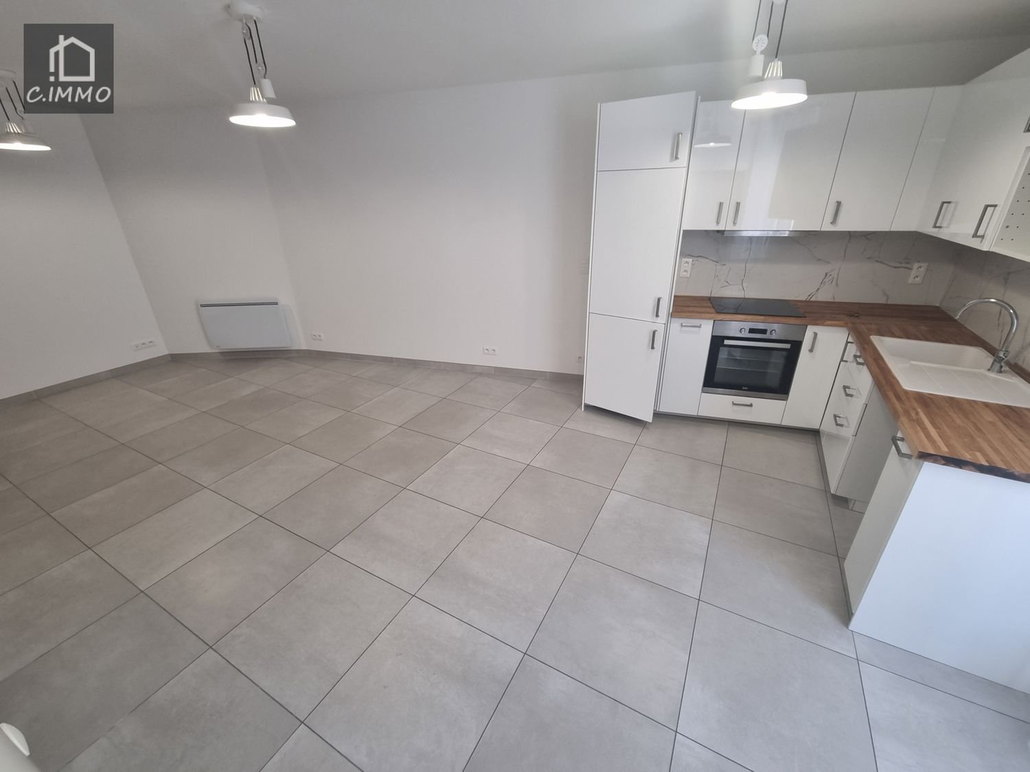Appartement à louer, 58m², Abeilhan