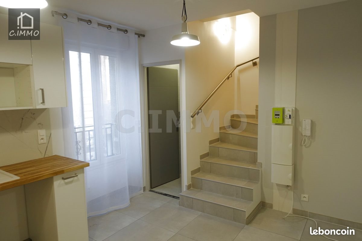 Appartement à louer, 59m², Servian