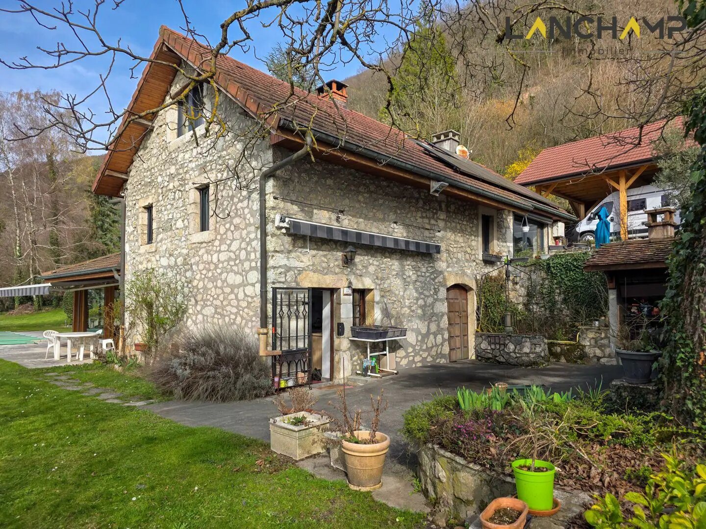 Maison à vendre, 215m², Serrières-en-Chautagne