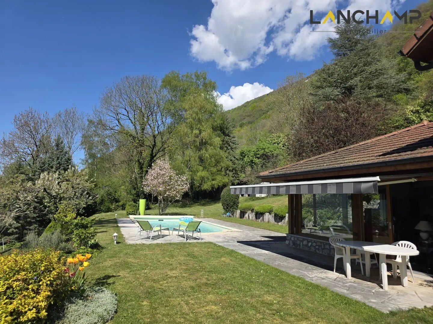 Maison à vendre, 215m², Serrières-en-Chautagne