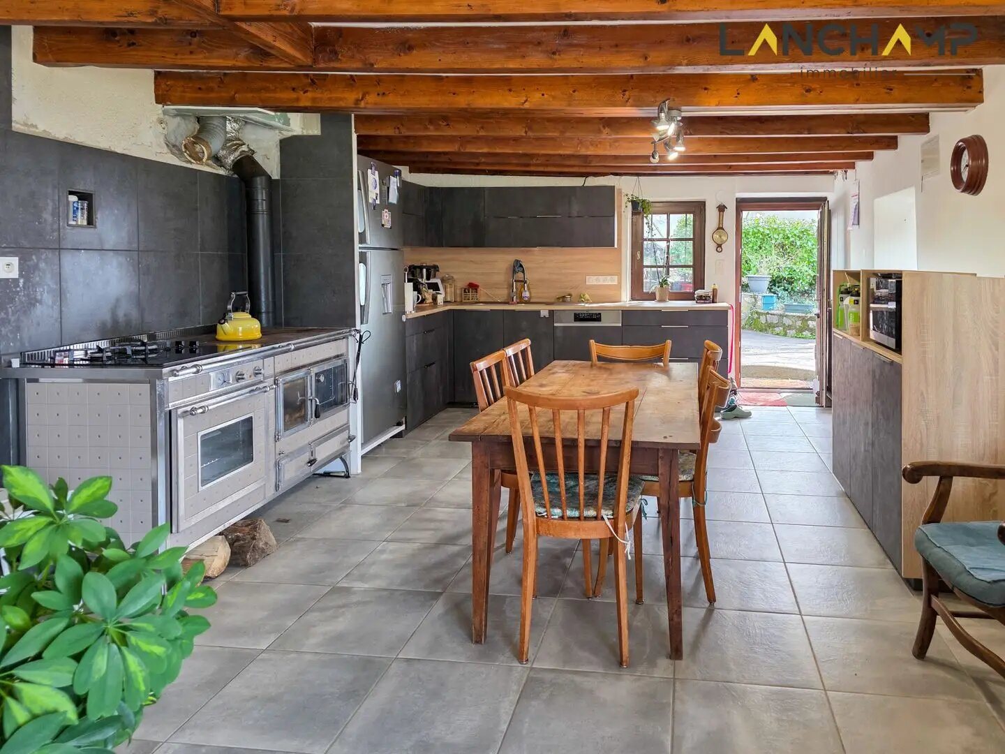 Maison à vendre, 215m², Serrières-en-Chautagne
