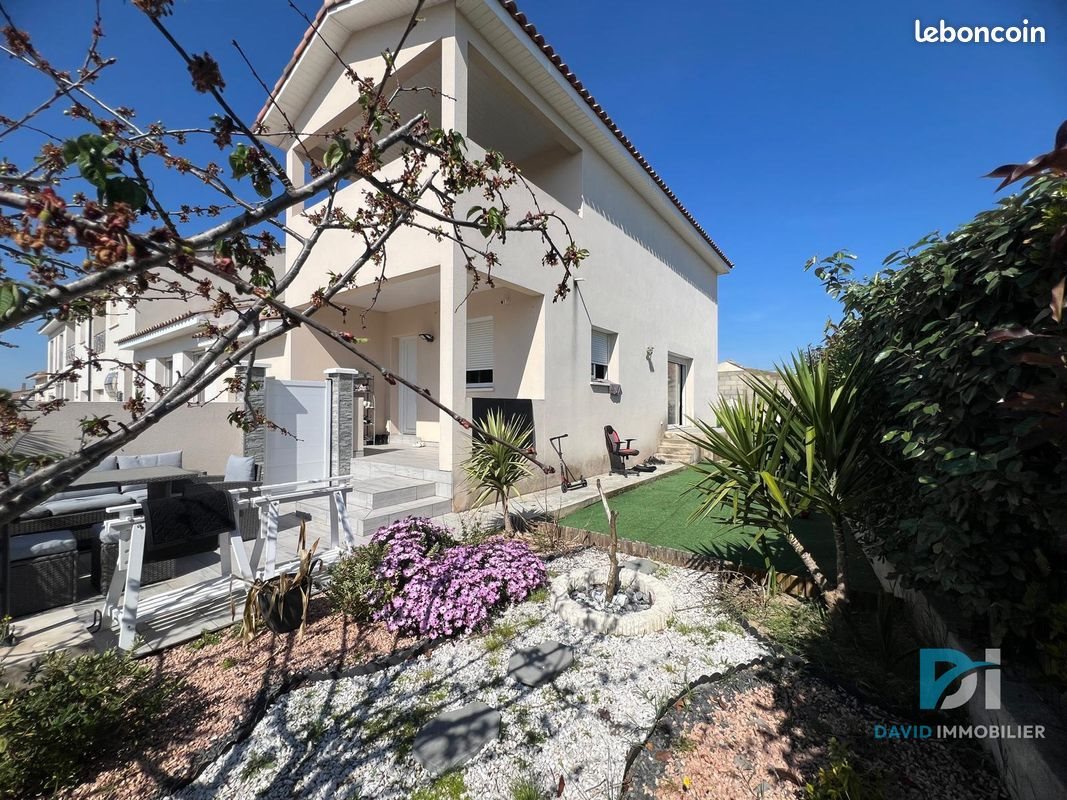 Maison à vendre, 120m², Bessan