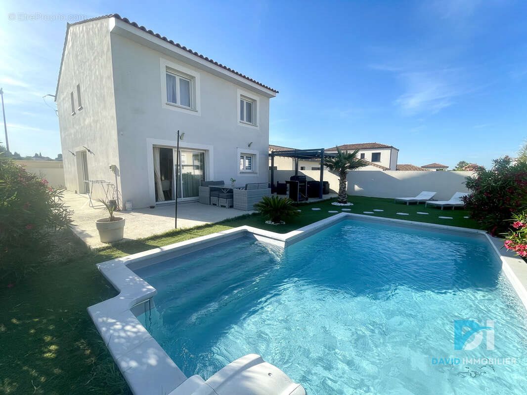 Maison à vendre, 130m², Montblanc