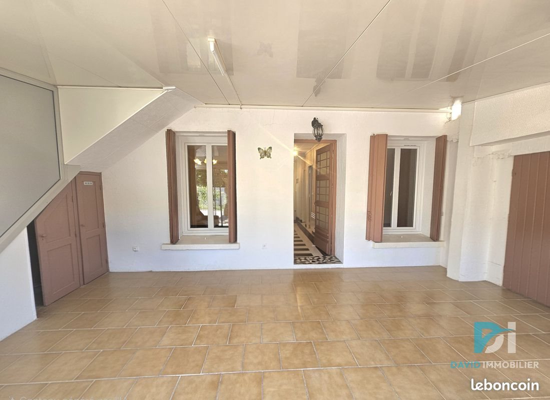 Appartement à louer, 66m², Pomérols