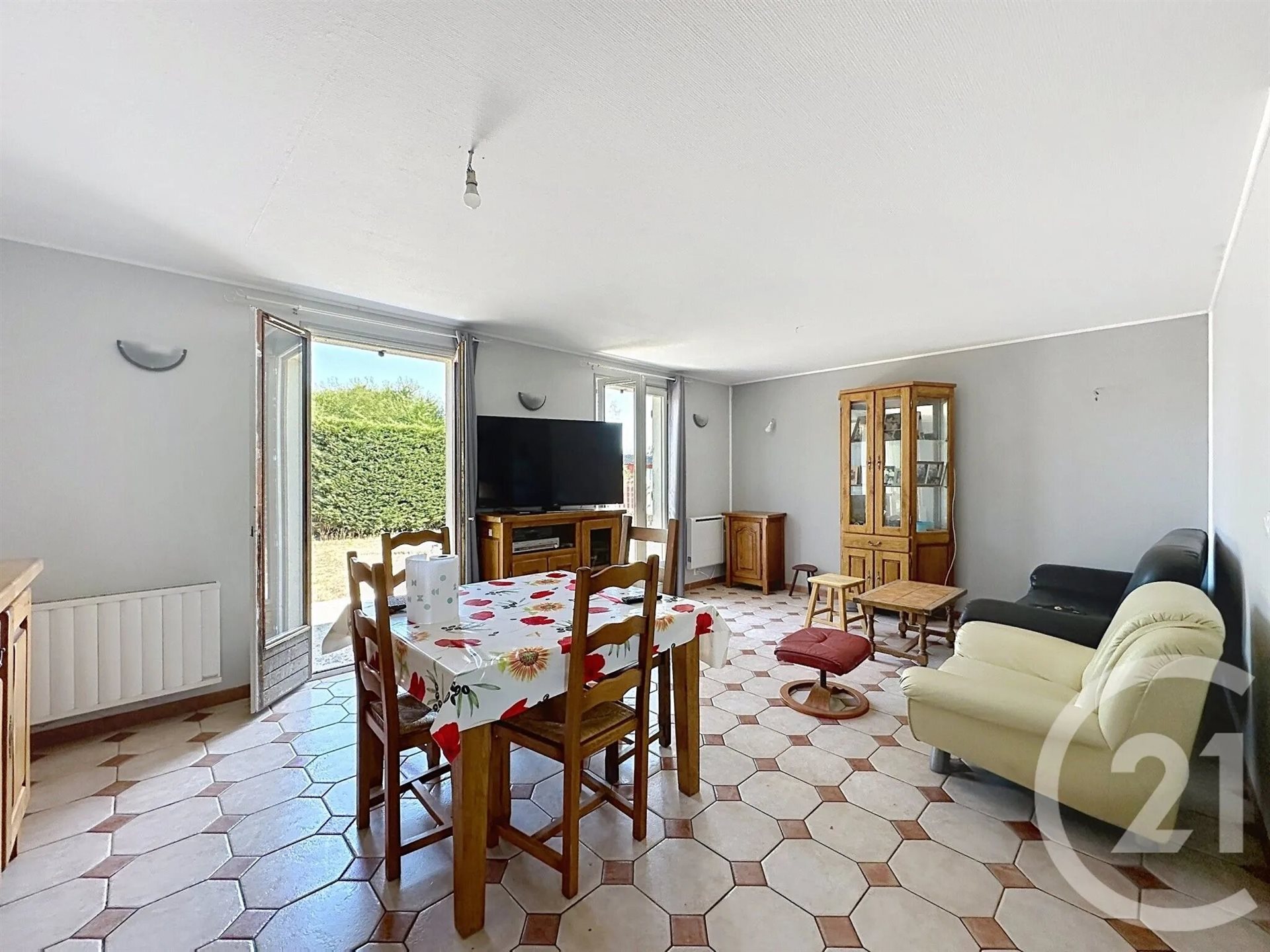 Maison à vendre, 111m², Saint-Benoît-sur-Loire