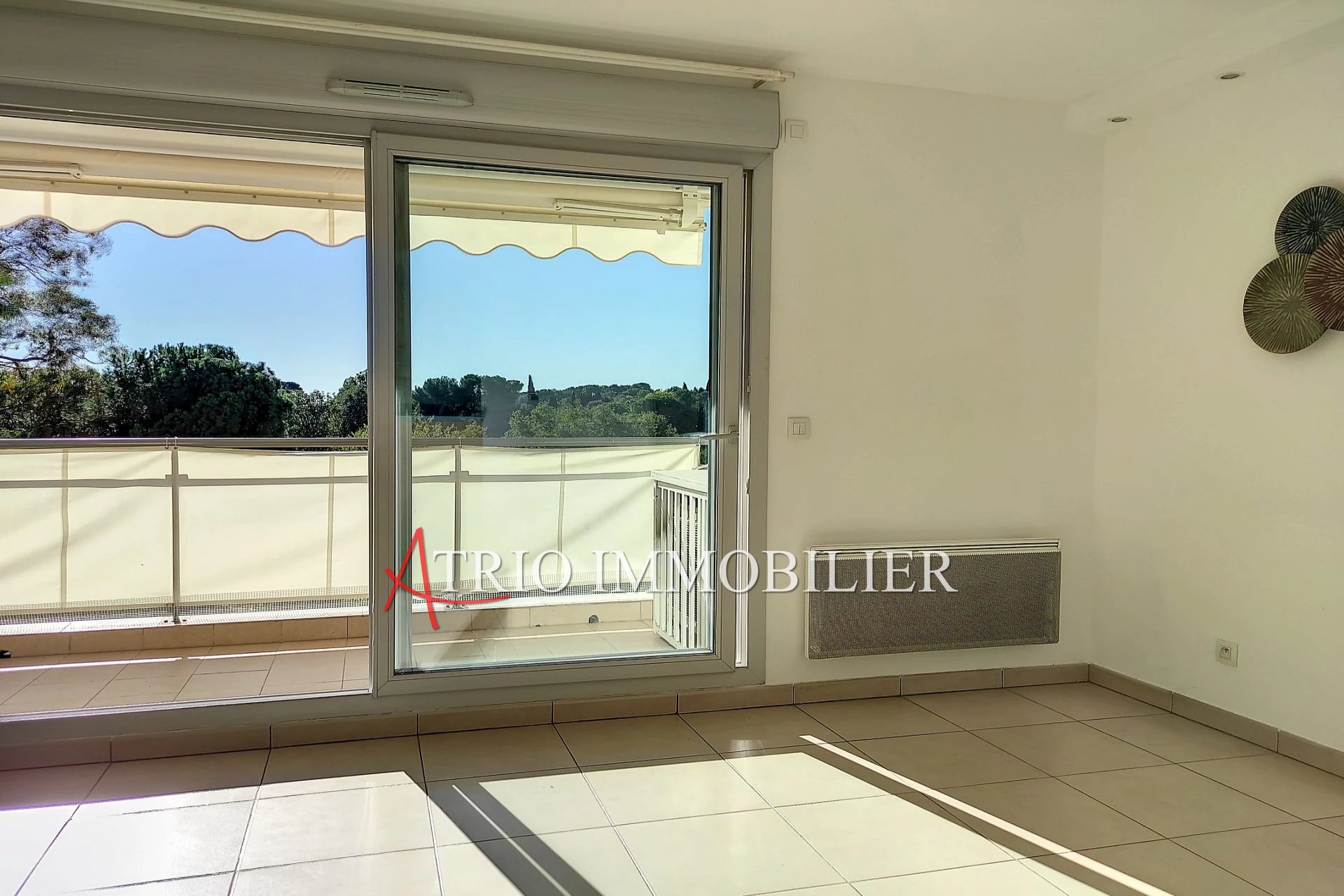 Appartement à louer, 42m², Antibes