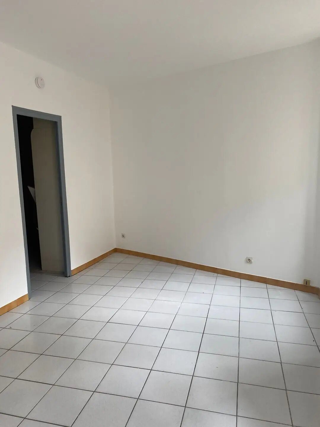 Appartement à louer, 35m², Alès