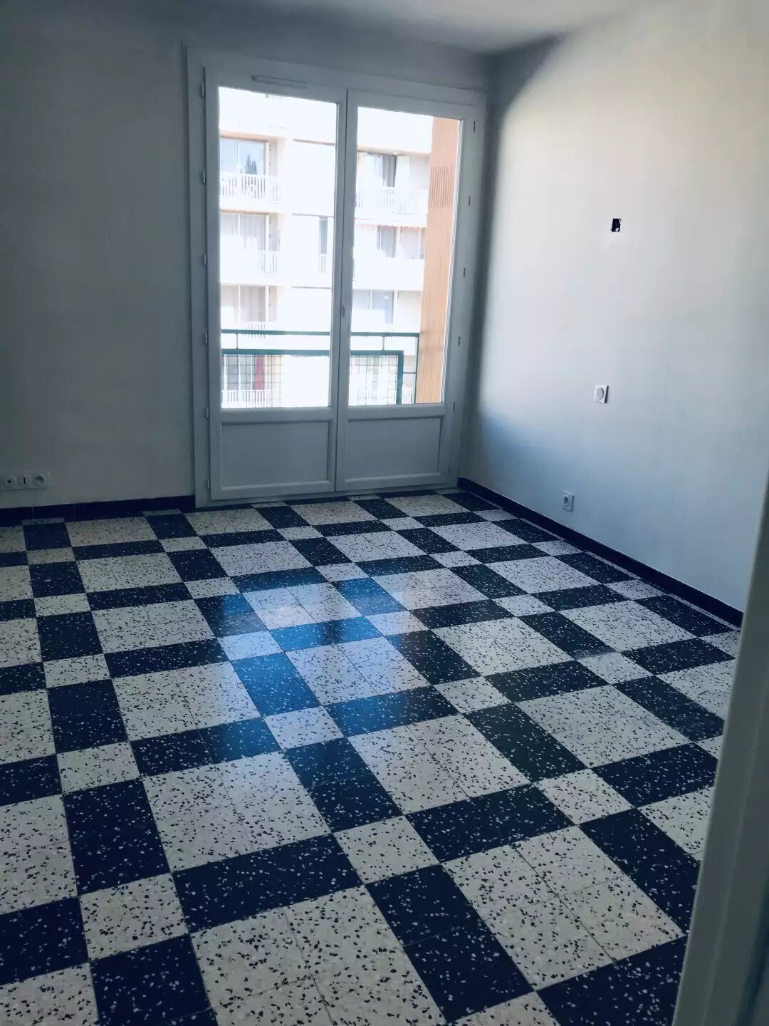 Appartement à louer, 79m², Alès