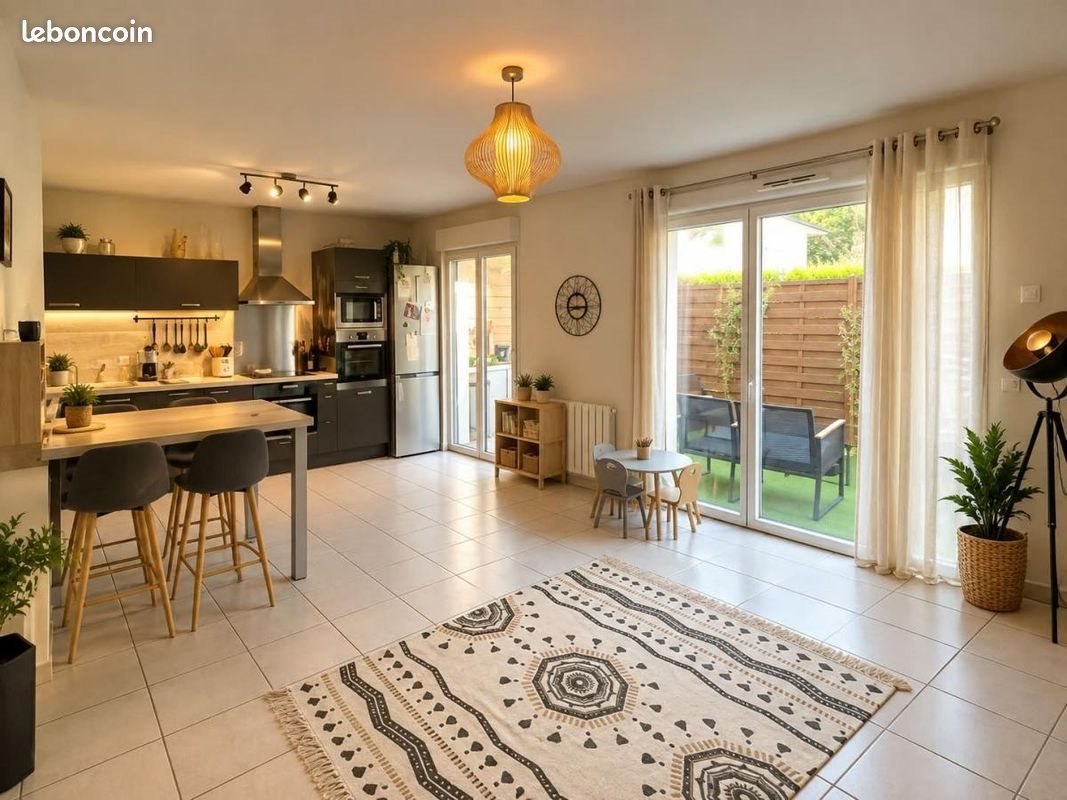 Appartement à vendre, 67m², Péronnas