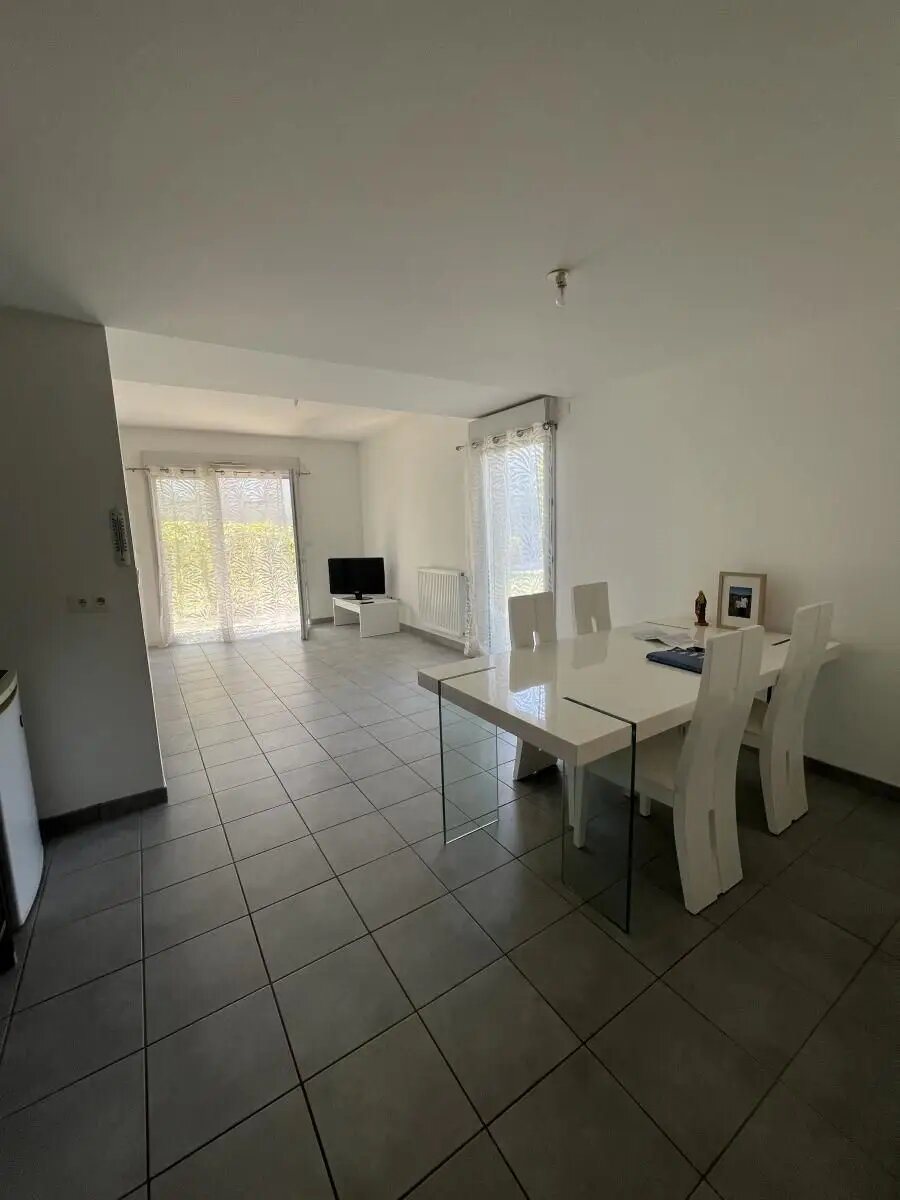 Appartement à louer, 48m², Saint-Denis-lès-Bourg
