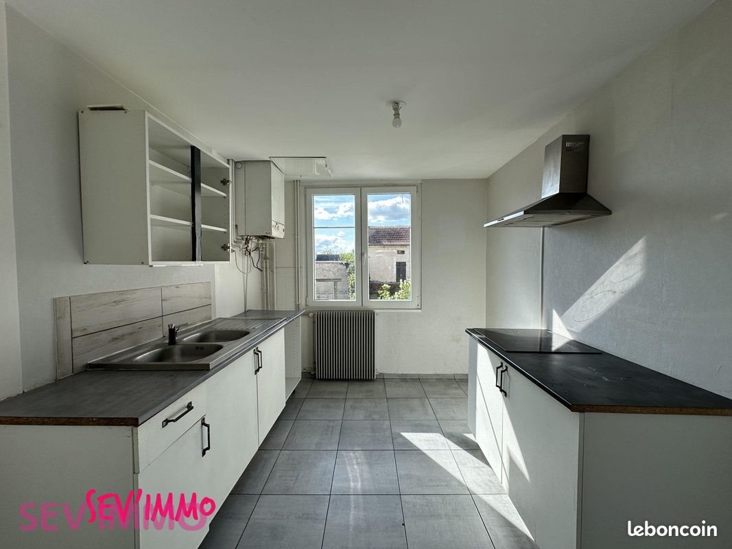 Maison à vendre, 85m², Saint-Germain-des-Fossés