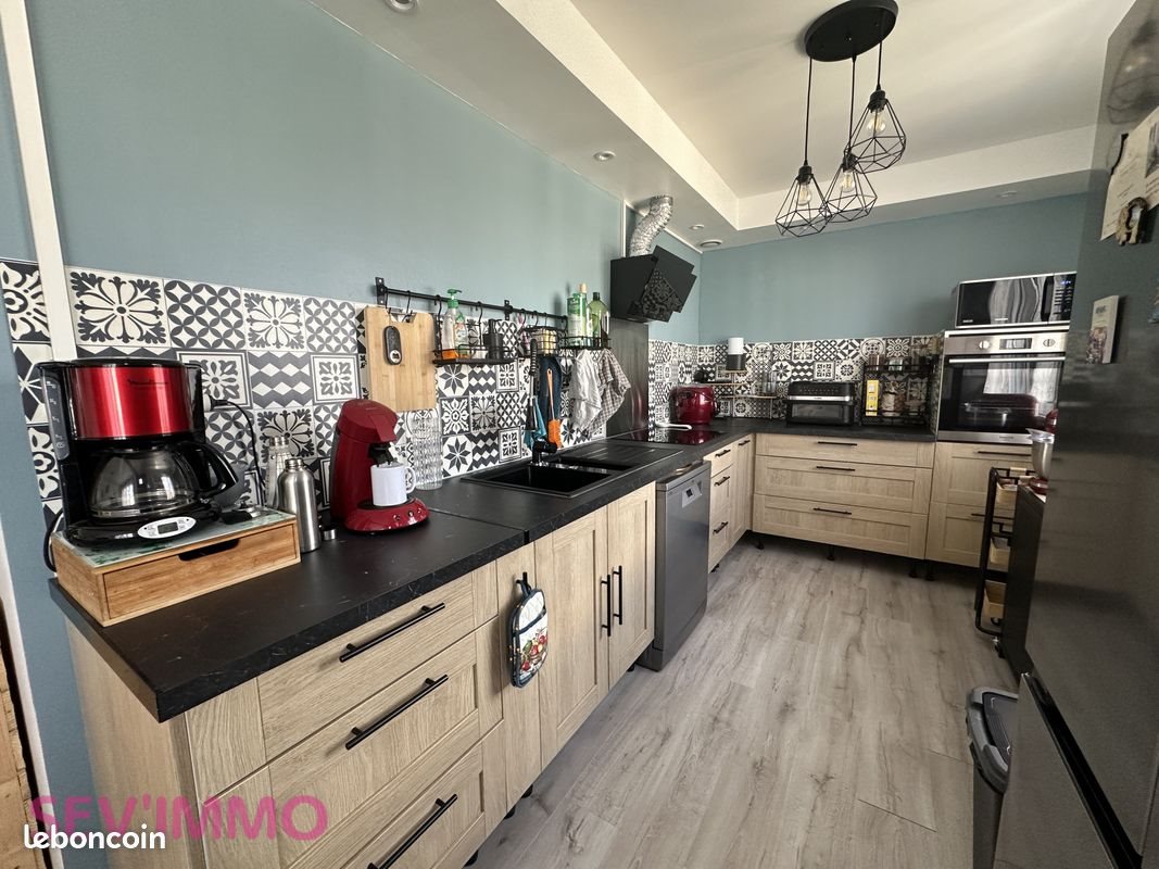 Maison à vendre, 95m², Varennes-sur-Allier