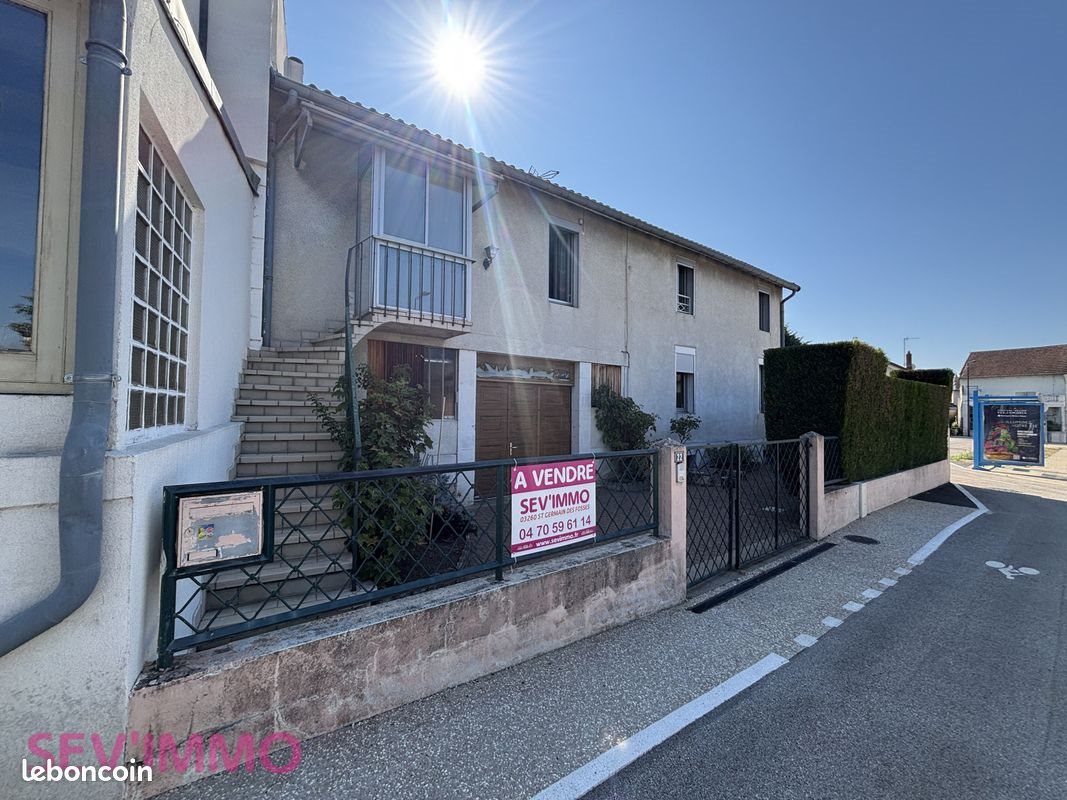 Maison à vendre, 146m², Saint-Yorre