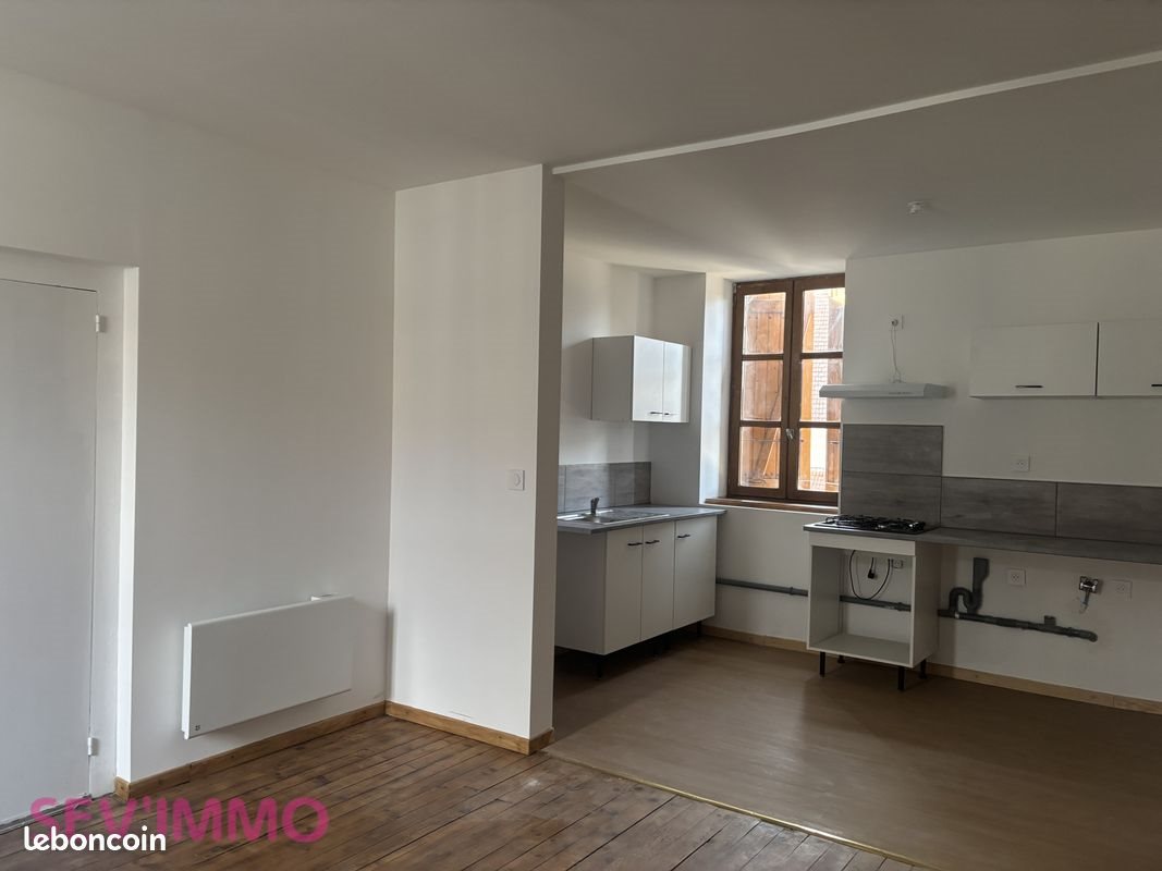 Appartement à louer, 36m², Lapalisse