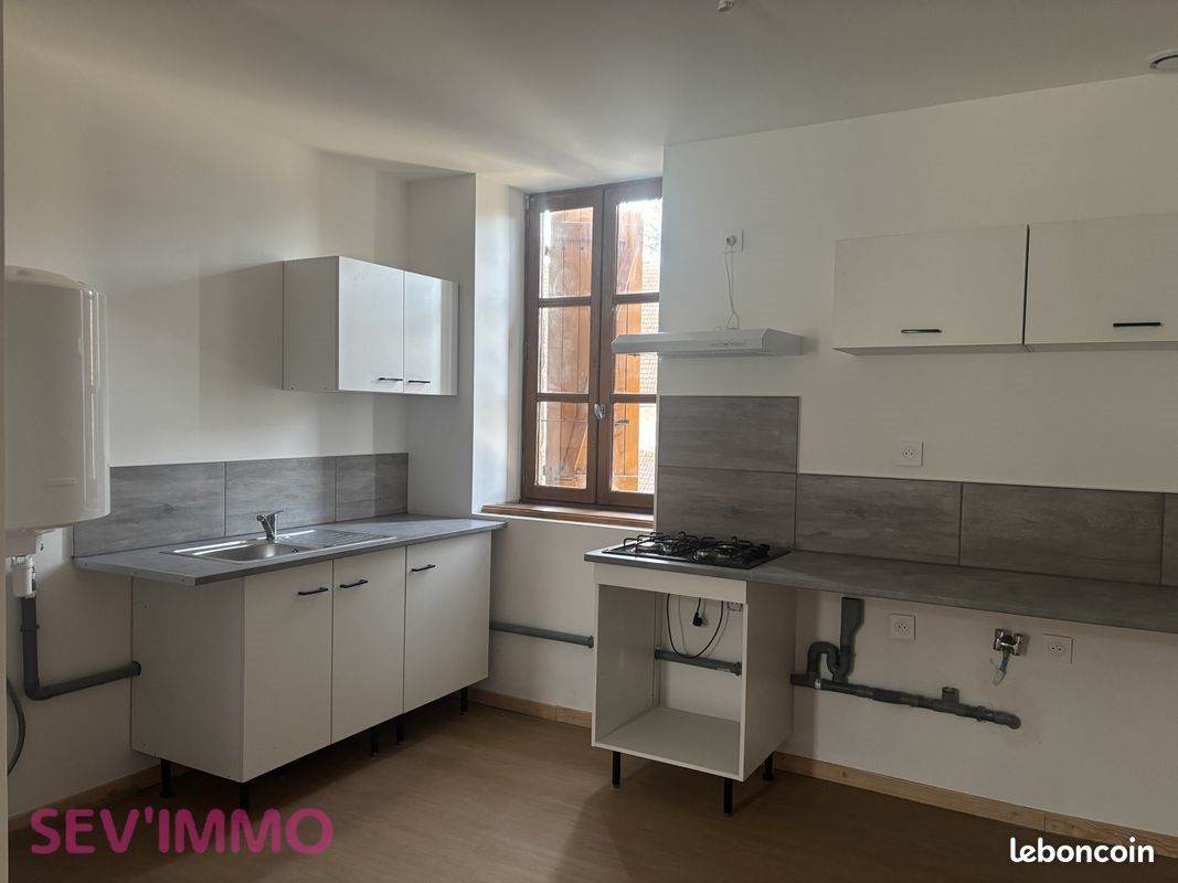 Appartement à louer, 36m², Lapalisse