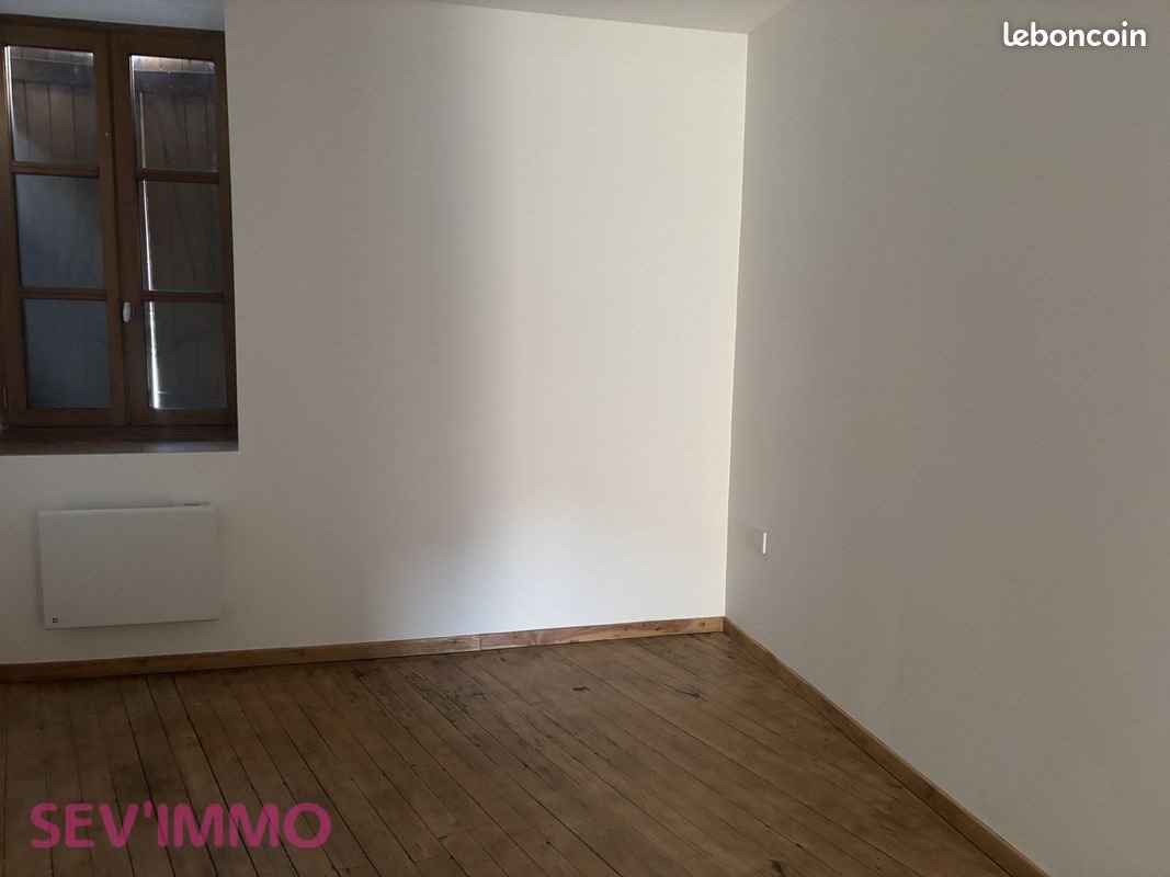 Appartement à louer, 36m², Lapalisse