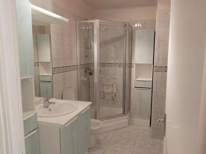 Appartement à louer, 77m², Béziers