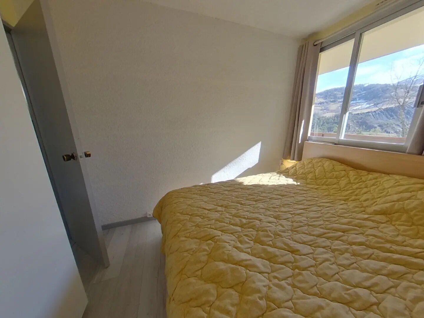 Appartement à vendre, 49m², Enchastrayes