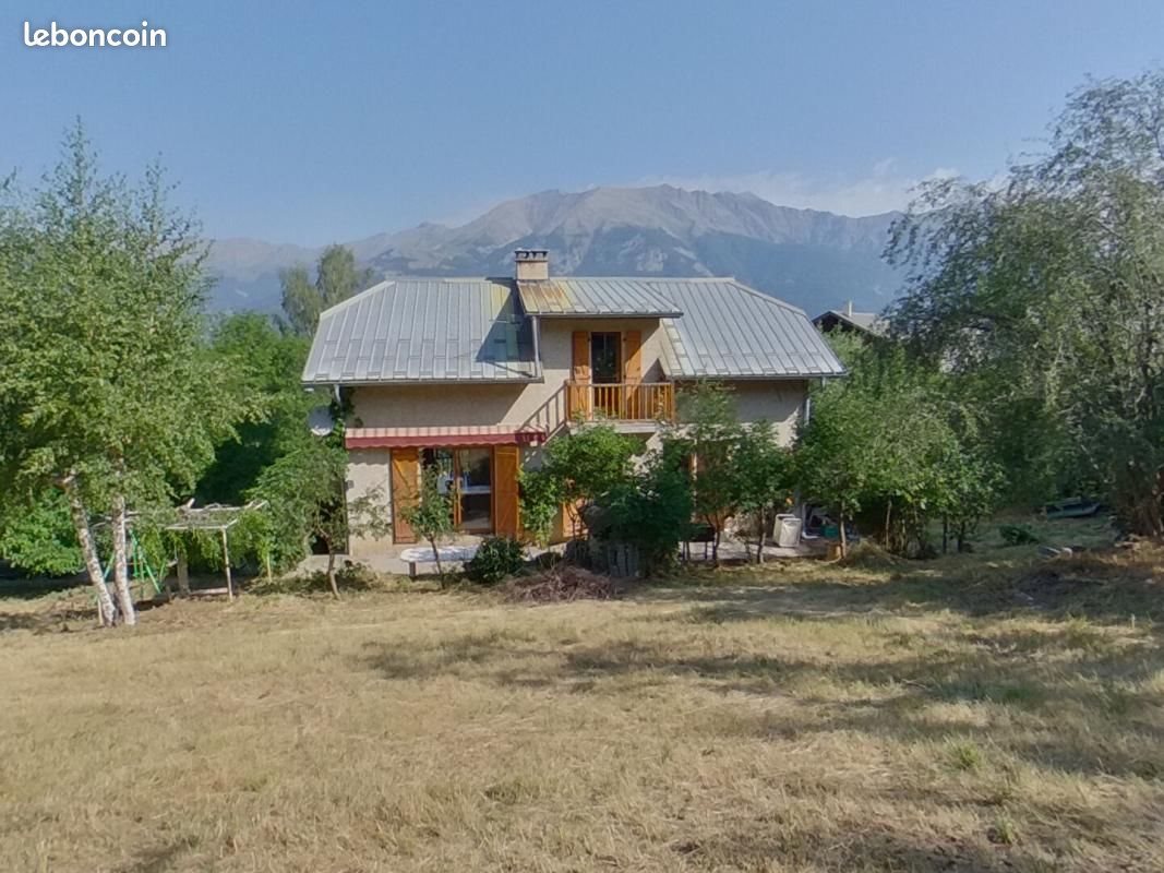 Maison à vendre, 120m², Enchastrayes