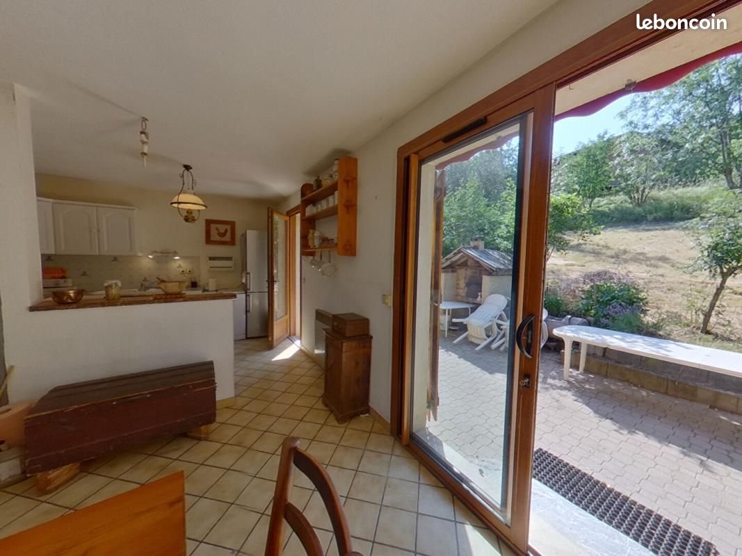 Maison à vendre, 120m², Enchastrayes