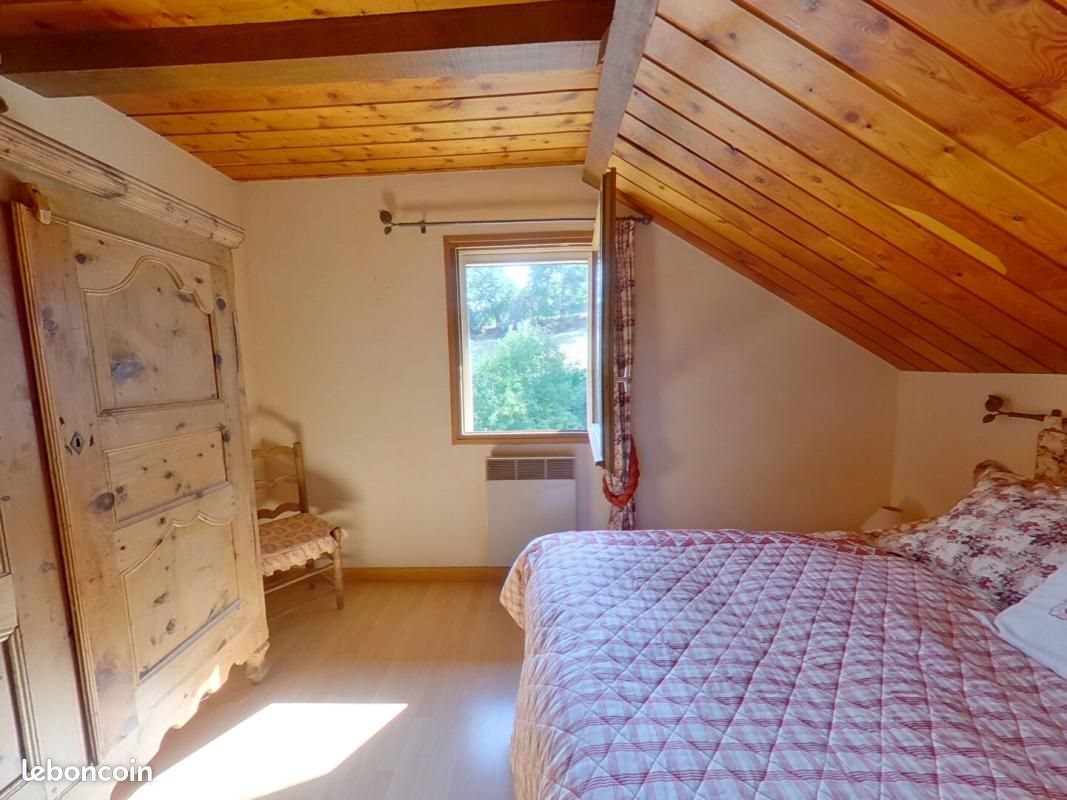 Maison à vendre, 120m², Enchastrayes