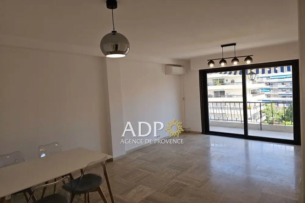 Appartement à louer, 60m², Le Cannet