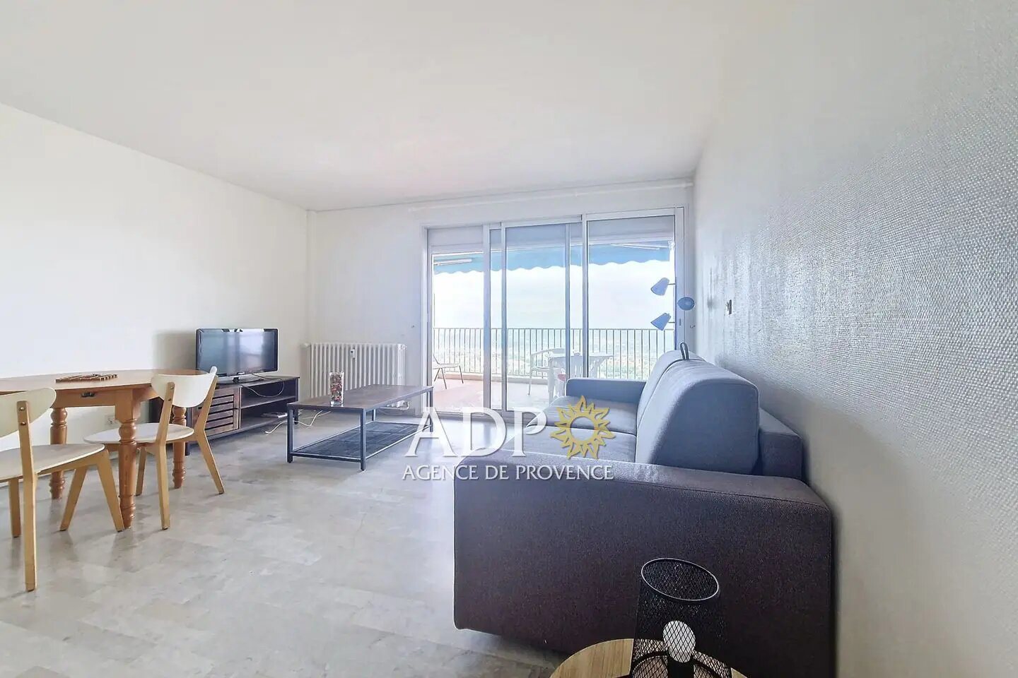 Appartement à louer, 30m², Grasse