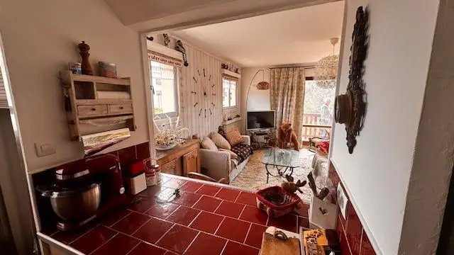 Appartement à vendre, 76m², Gréolières