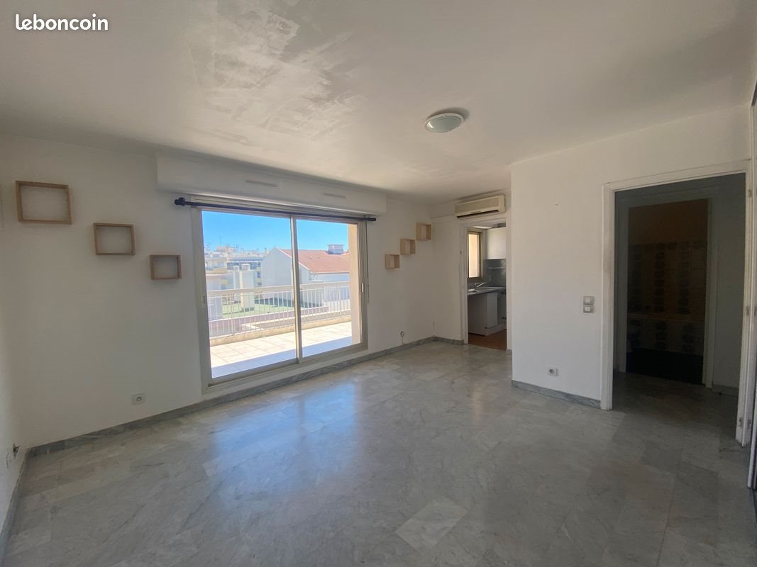 Appartement à louer, 30m², Antibes