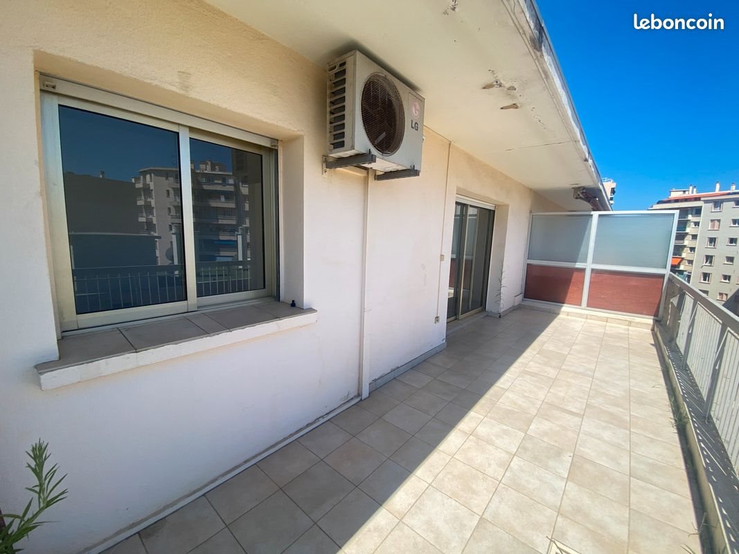 Appartement à louer, 30m², Antibes