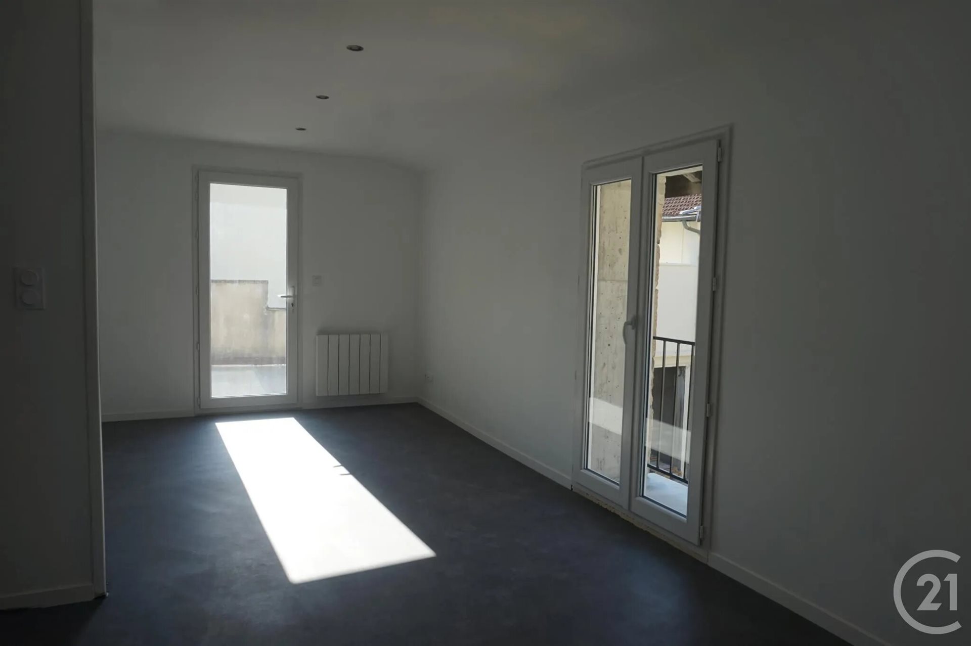 Appartement à louer, 66m², Saint-Désirat