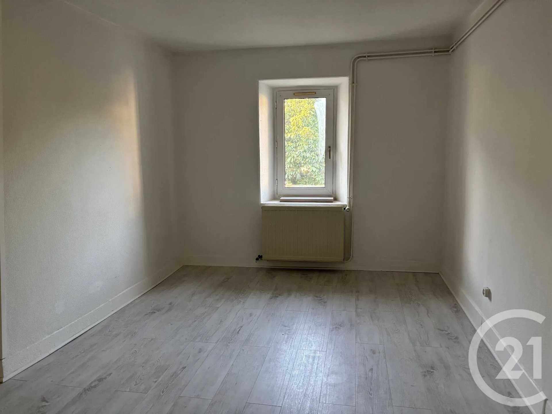 Appartement à louer, 54m², Bourg-Argental