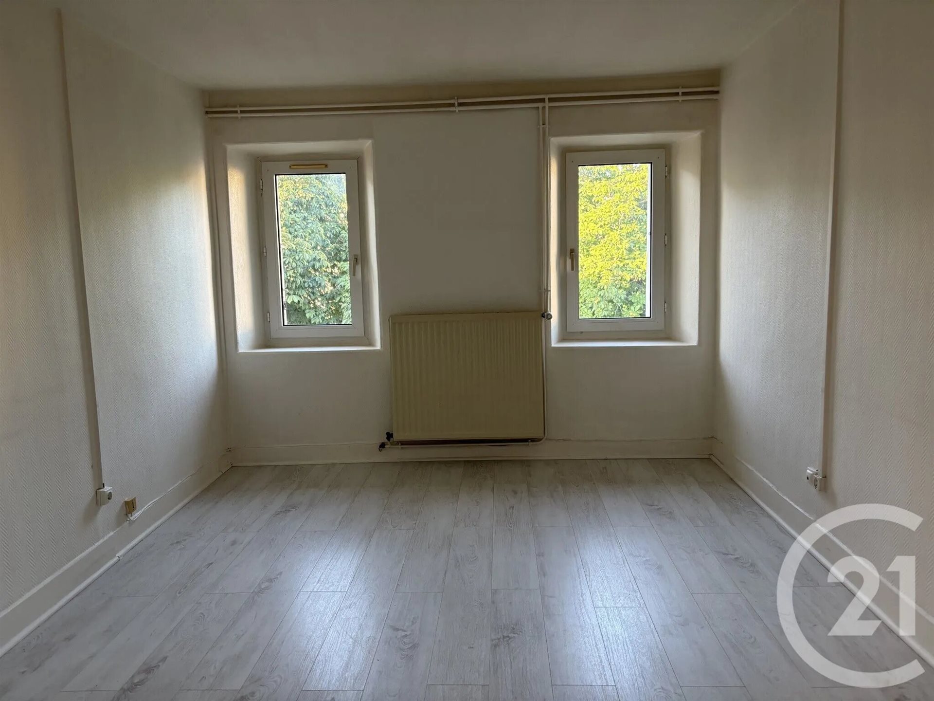 Appartement à louer, 54m², Bourg-Argental
