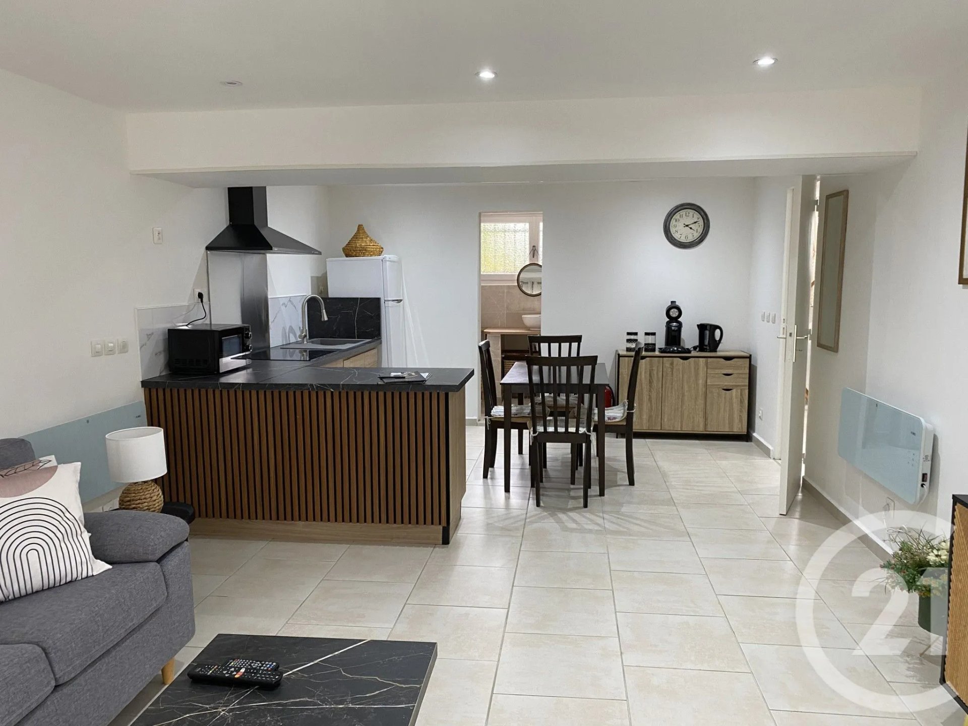 Appartement à louer, 43m², Saint-Désirat