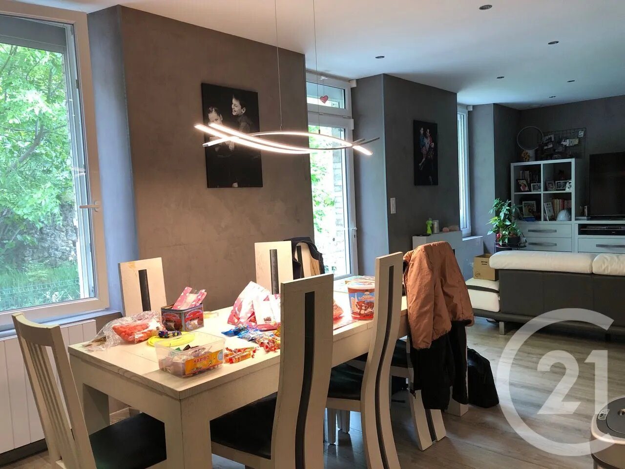 Appartement à louer, 87m², Satillieu