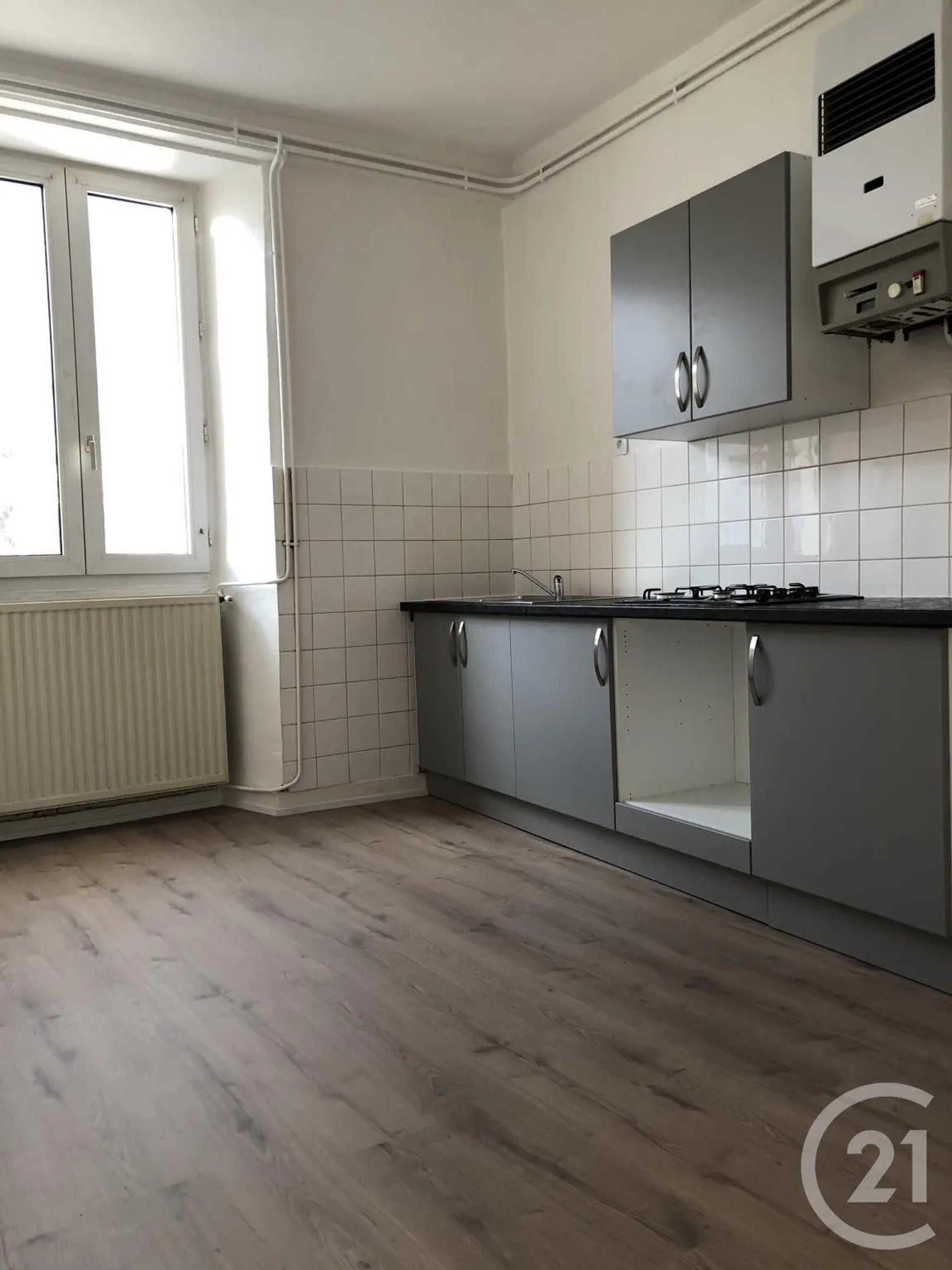 Appartement à louer, 52m², Bourg-Argental