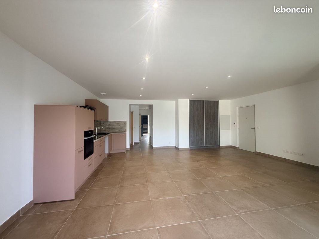 Appartement à vendre, 99m², Istres